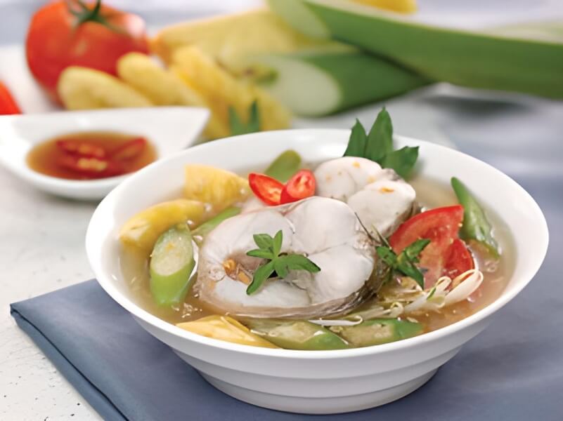 9 Bước Nấu Món Canh Chua Cá Lóc: Thanh Mát, Dịu Dàng Vị Quê